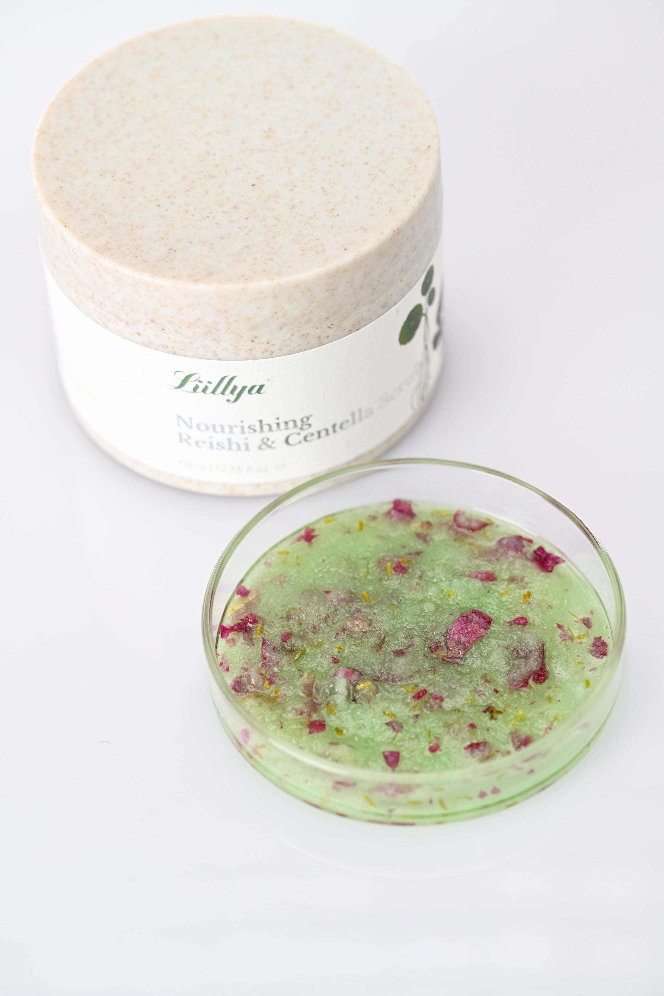 Liillya Nourishing Reishi & Centella Scrub